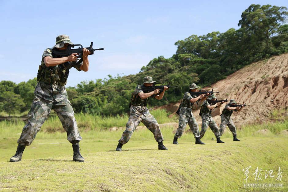 玩实弹射击训练需要哪些手续？