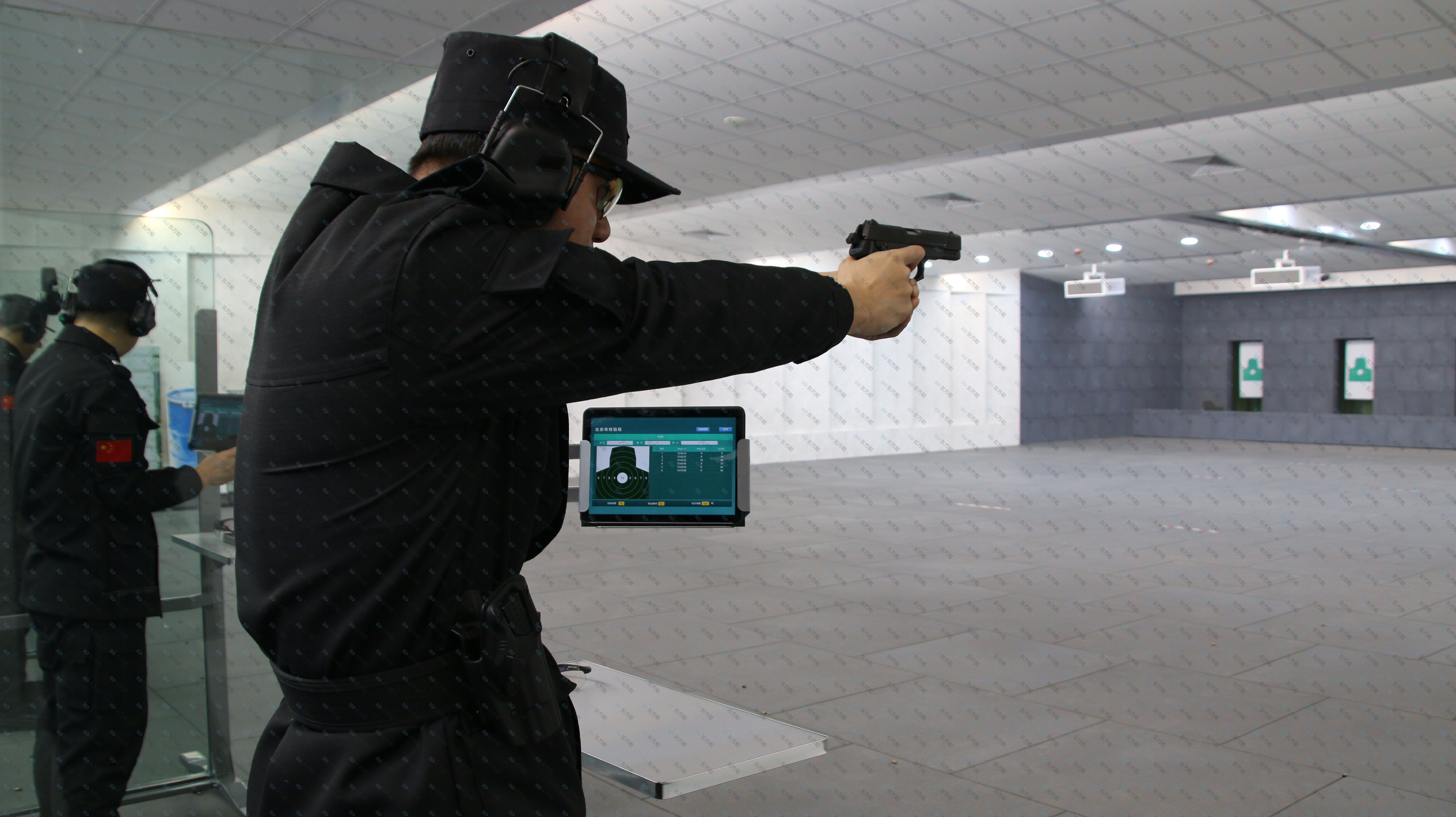 2025年实弹射击训练新趋势：高效安全方案与顶尖靶场设备推荐